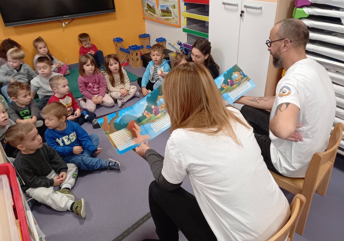 Cikloknjižničari na Rakovcu1 obrađeno