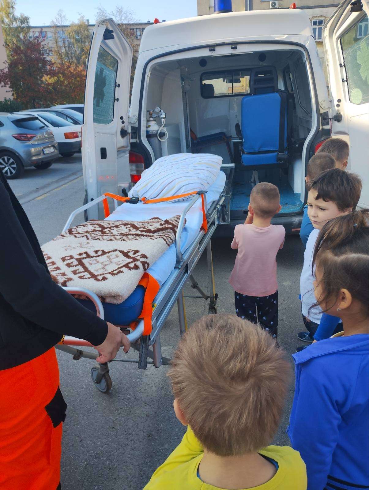 IMG 15b23c95434059ba1100cb0e6dda615b V