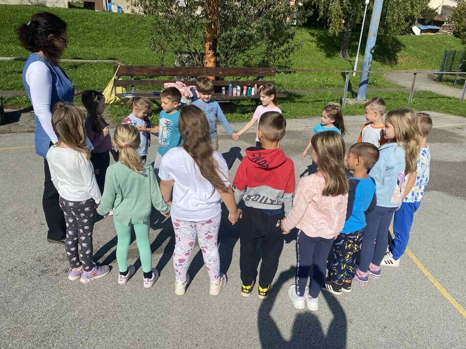 IMG b76b042fe711492cec56a1b8afa133cf V optimized 200